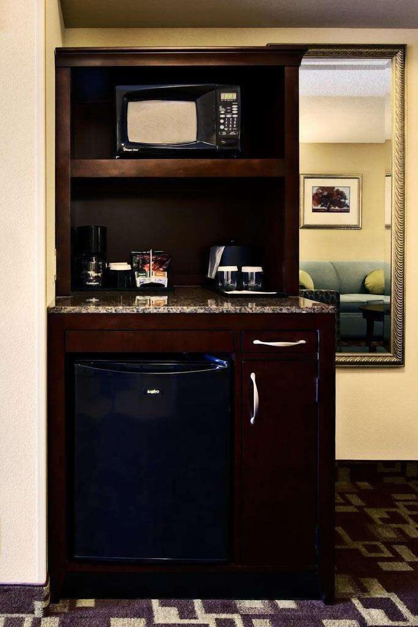 Hilton Garden Inn Merrillville Exterior foto